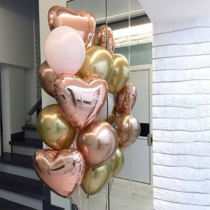 Фонтан шаров "От сердечка" с доставкой в Каменске-Уральском