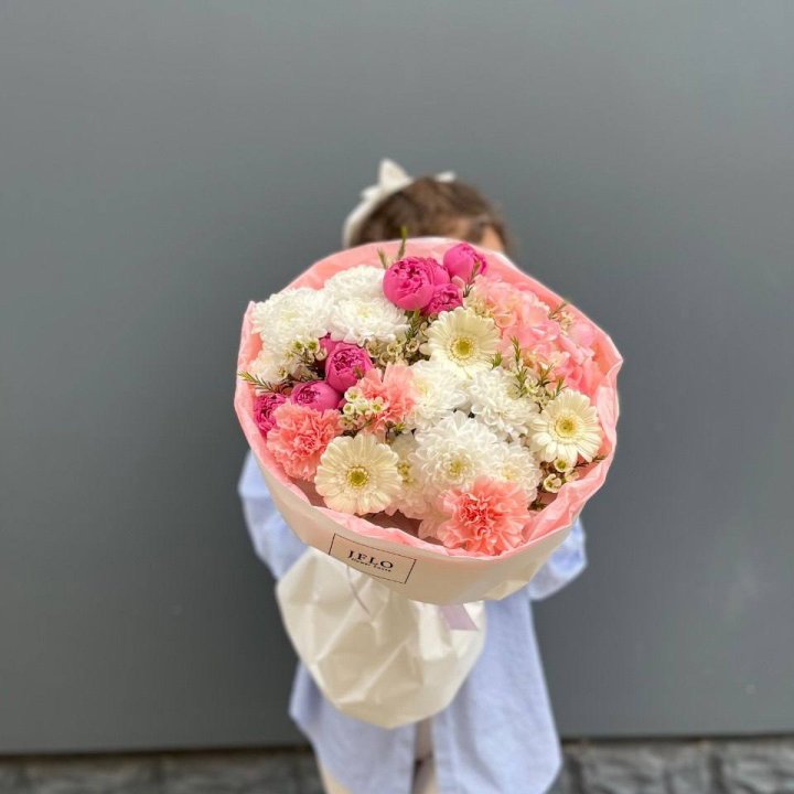 Букет "Лилиана" с доставкой в Каменске-Уральском