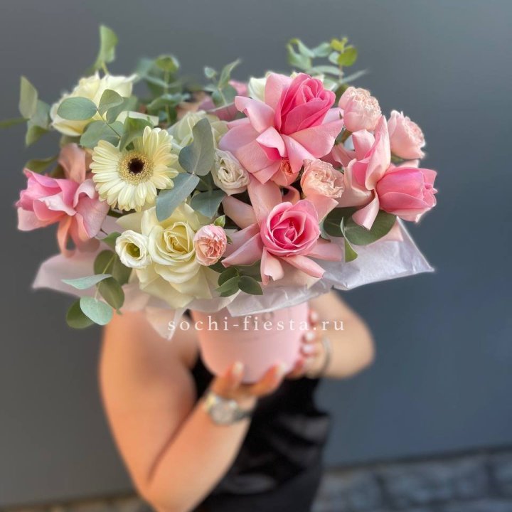  Коробочка  "Полу месяц" с доставкой в Каменске-Уральском