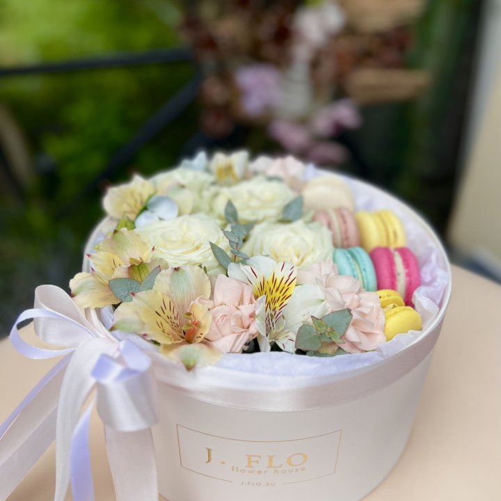 Цветочный бокс "Ника" в Каменске-Уральском