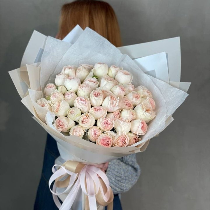 Букет пионовидных роз Пур лав в Каменске-Уральском