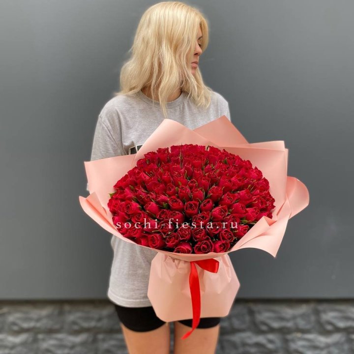 101  красная кенийская роза  с доставкой в Каменске-Уральском